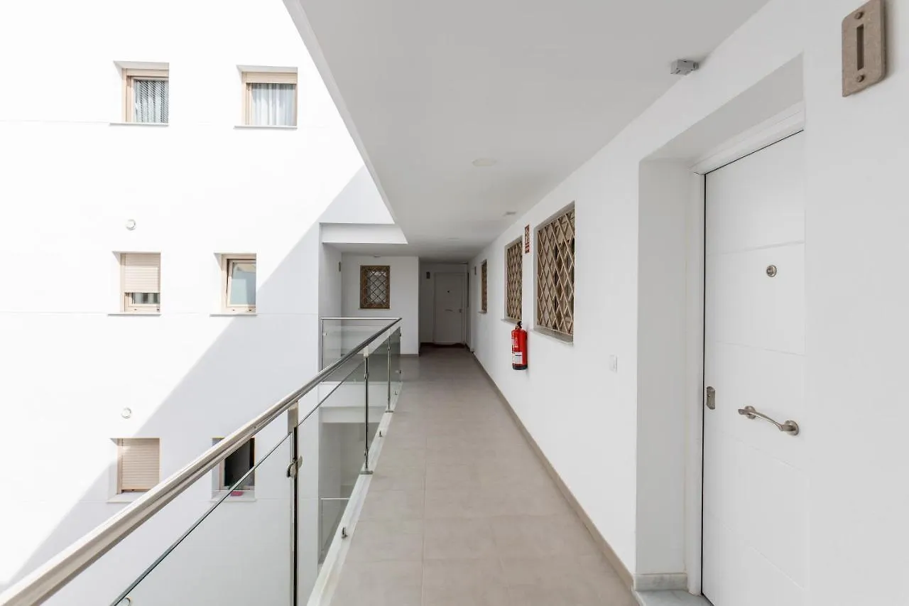 Fabuloso Apartamento Nuevo Con Parking Y Piscina 말라가 아파트