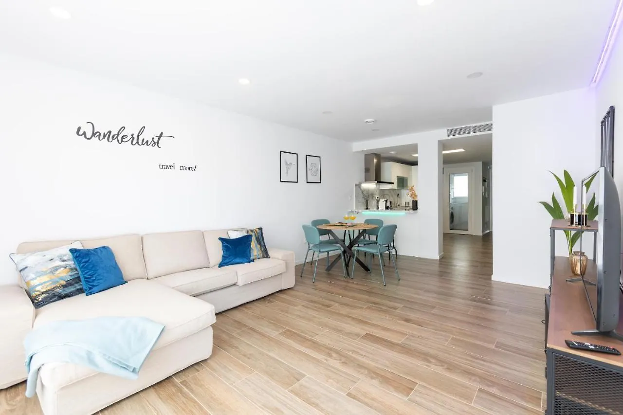 Fabuloso Apartamento nuevo con Parking y Piscina Málaga