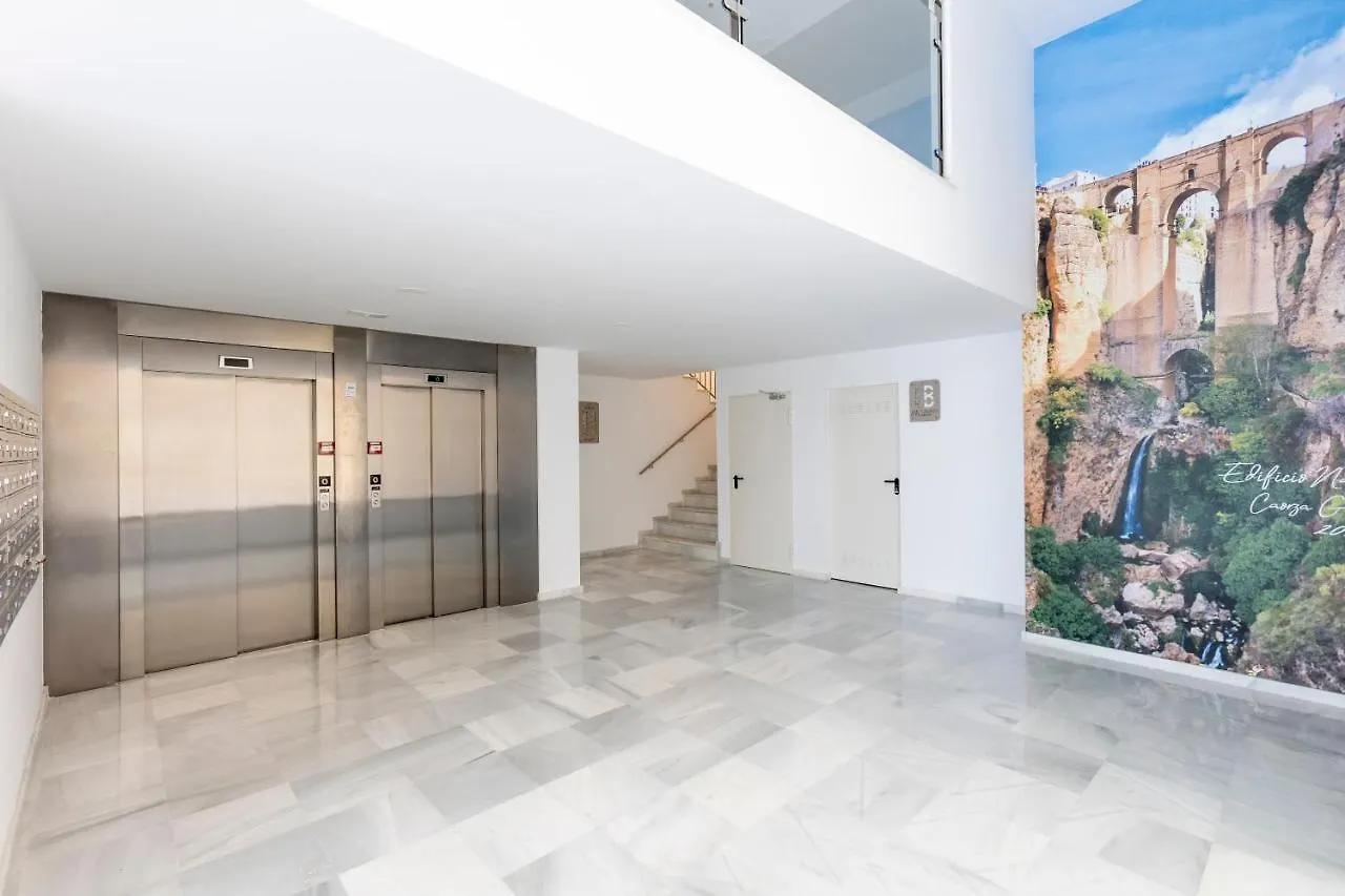 Fabuloso Apartamento nuevo con Parking y Piscina Málaga